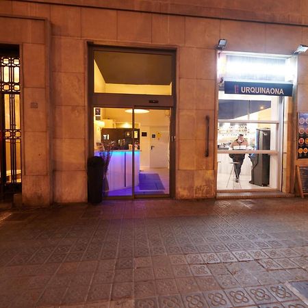 Hostal Mayerling Centro Βαρκελώνη Εξωτερικό φωτογραφία